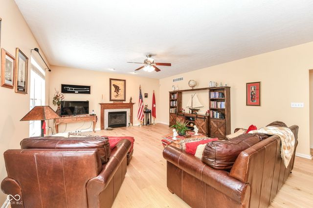 9735 Trevia Drive, Indianapolis, IN 46236