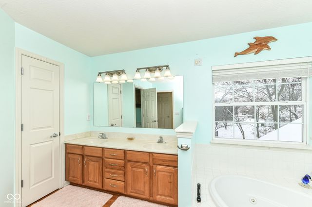 9735 Trevia Drive, Indianapolis, IN 46236