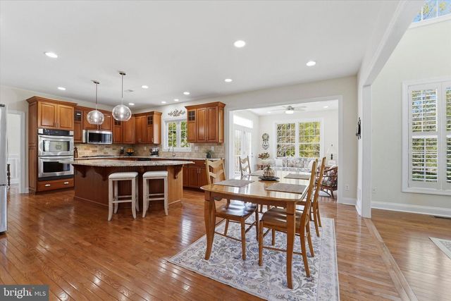 7 LOCKHART DR, Garnet Valley, PA 19060