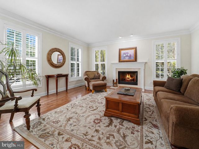 7 LOCKHART DR, Garnet Valley, PA 19060