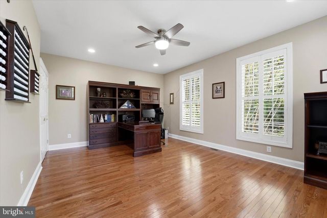 7 LOCKHART DR, Garnet Valley, PA 19060