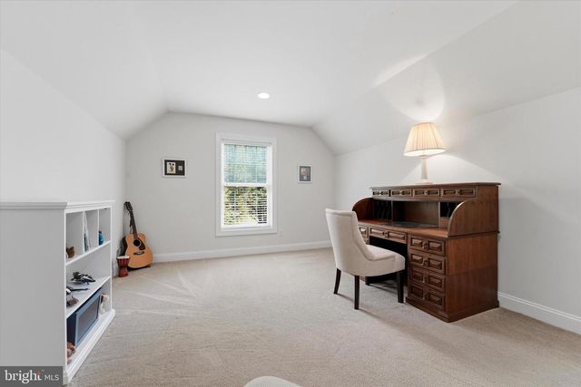 7 LOCKHART DR, Garnet Valley, PA 19060