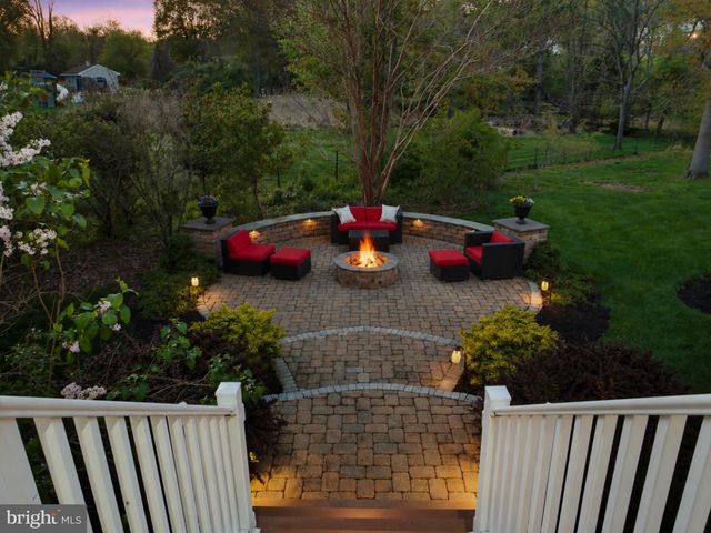 7 LOCKHART DR, Garnet Valley, PA 19060