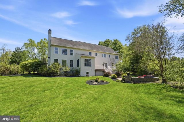 7 LOCKHART DR, Garnet Valley, PA 19060