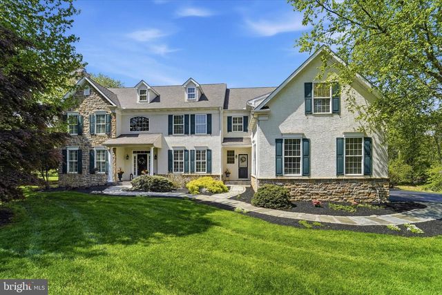 7 LOCKHART DR, Garnet Valley, PA 19060