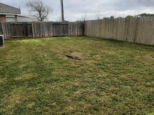 14926 Diamond Way, Baytown, TX 77523