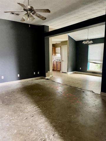 14926 Diamond Way, Baytown, TX 77523