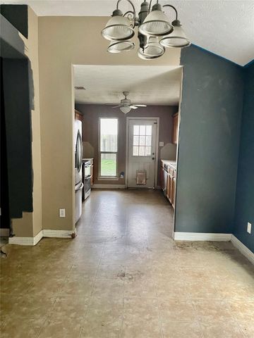 14926 Diamond Way, Baytown, TX 77523