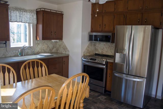 474 BRIDGE VALLEY RD, Pequea, PA 17565