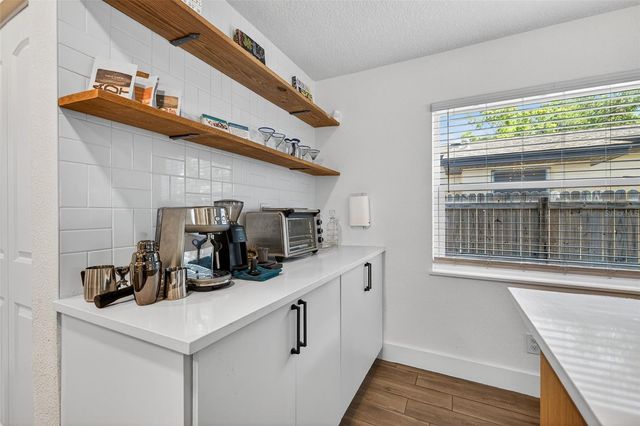 3911 14TH AVENUE N, St Petersburg, FL 33713