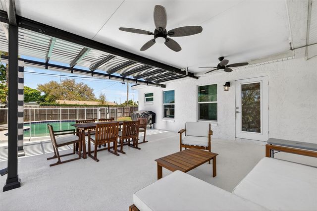 3911 14TH AVENUE N, St Petersburg, FL 33713