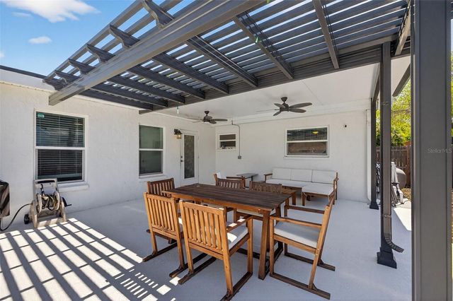 3911 14TH AVENUE N, St Petersburg, FL 33713