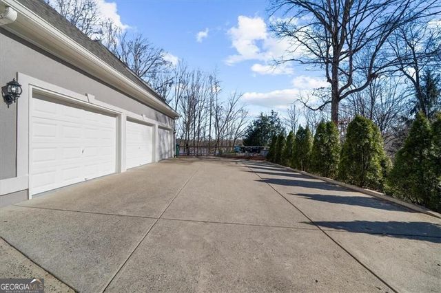 435 Robertson Road, Dawsonville, GA 30534