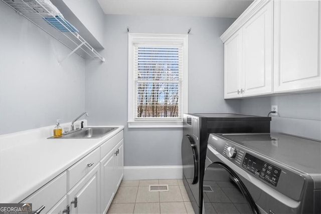 435 Robertson Road, Dawsonville, GA 30534