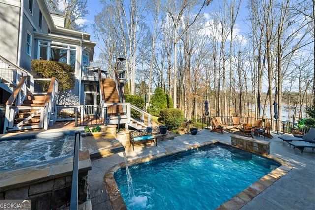 435 Robertson Road, Dawsonville, GA 30534