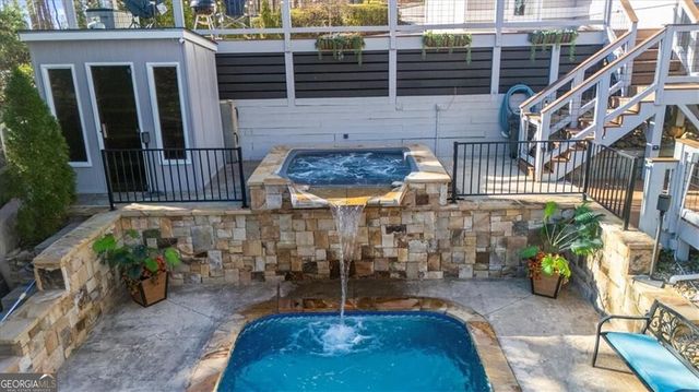 435 Robertson Road, Dawsonville, GA 30534