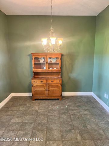 9248 Taylor Drive, Biloxi, MS 39532