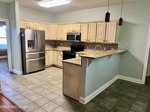 9248 Taylor Drive, Biloxi, MS 39532