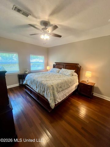 9248 Taylor Drive, Biloxi, MS 39532