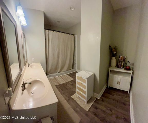 9248 Taylor Drive, Biloxi, MS 39532