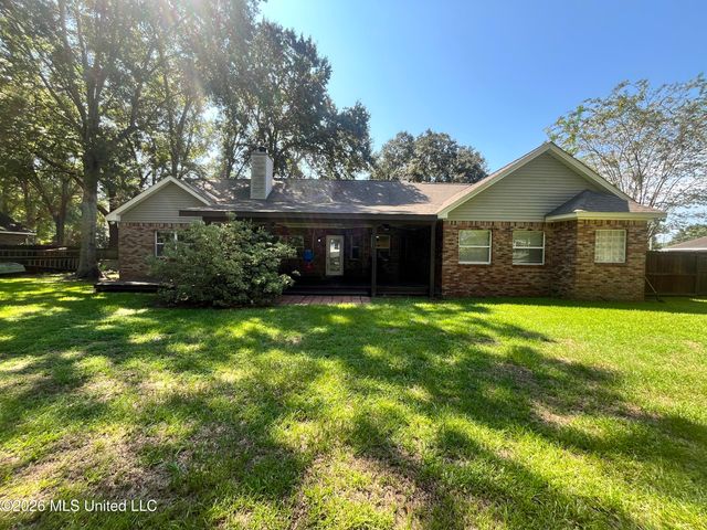 9248 Taylor Drive, Biloxi, MS 39532