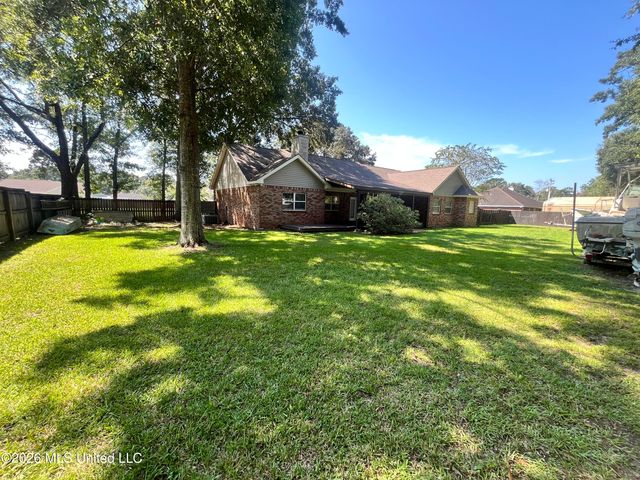 9248 Taylor Drive, Biloxi, MS 39532