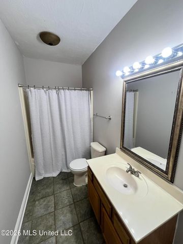 9248 Taylor Drive, Biloxi, MS 39532