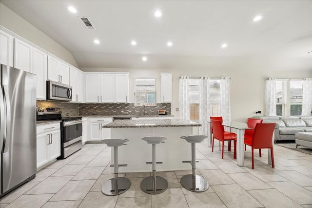 5223 Ivory Glass Drive, Katy, TX 77493
