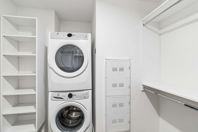 1212 Demonbreun St Apt 1114, Nashville, TN 37203