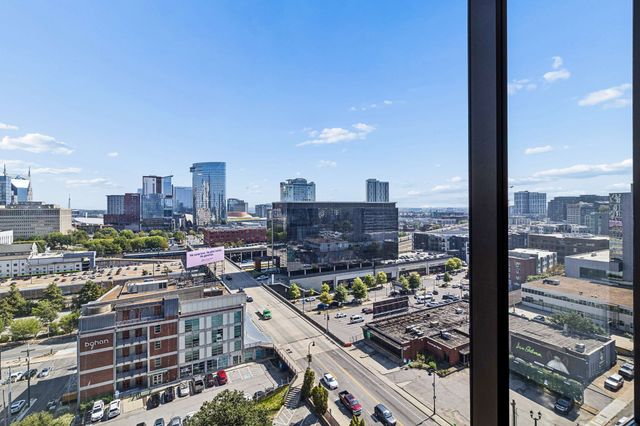 1212 Demonbreun St Apt 1114, Nashville, TN 37203