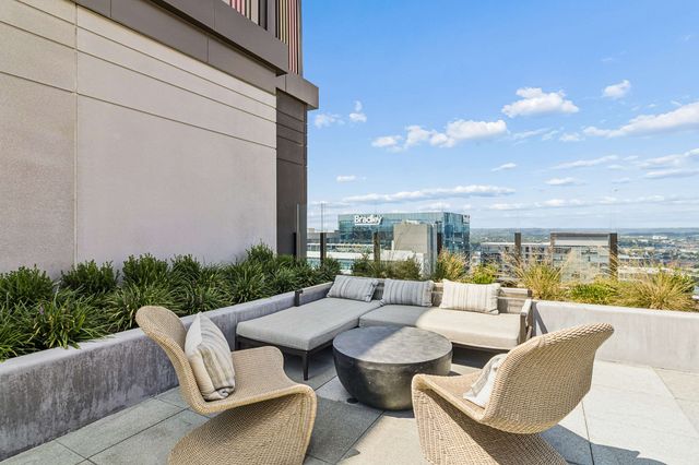 1212 Demonbreun St Apt 1114, Nashville, TN 37203