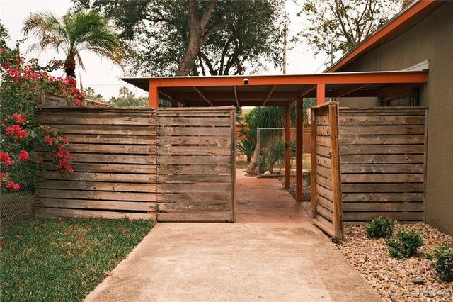 1316 W Maple Avenue, Mcallen, TX 78501