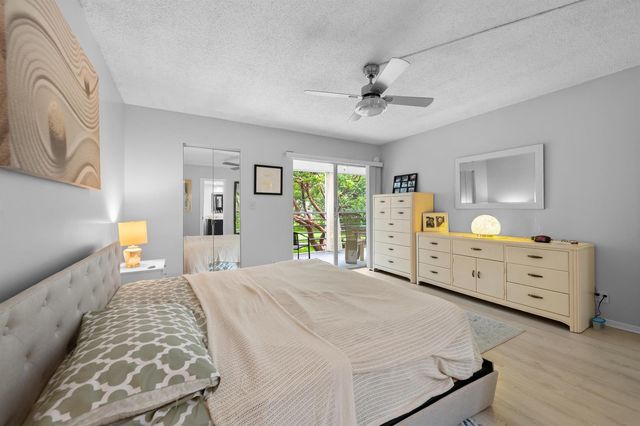 2402 ANTIGUA Circle C2, Coconut Creek, FL 33066