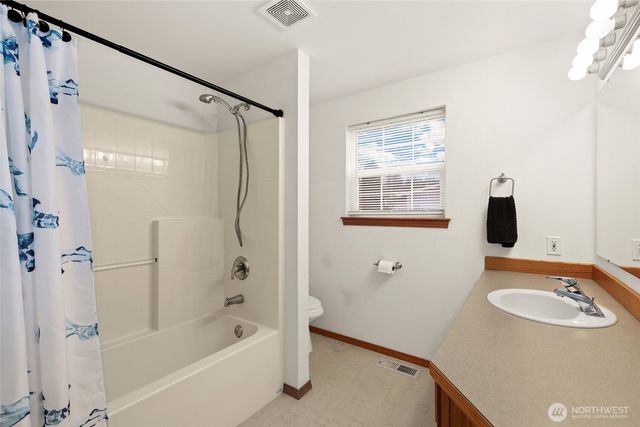 18207 Keona Lane SW, Rochester, WA 98579