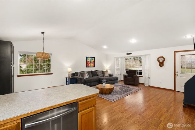 18207 Keona Lane SW, Rochester, WA 98579