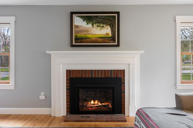 10 Hagan Drive, Essex, VT 05452