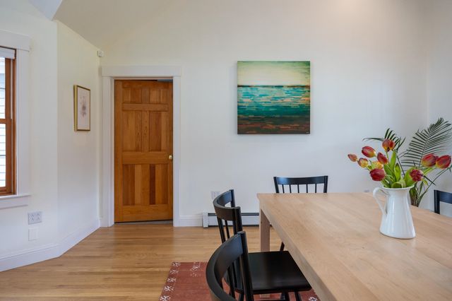 10 Hagan Drive, Essex, VT 05452