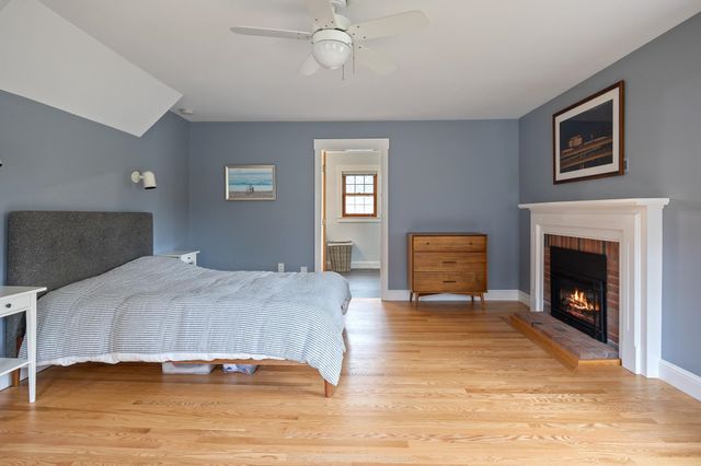 10 Hagan Drive, Essex, VT 05452