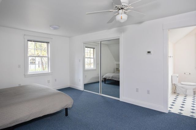 10 Hagan Drive, Essex, VT 05452