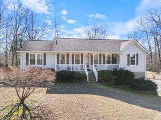 261 Bobwhite Dr, Lyles, TN 37098