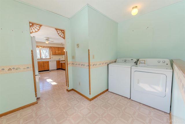 7005 Mm.5 Lane, Garden, MI 49835