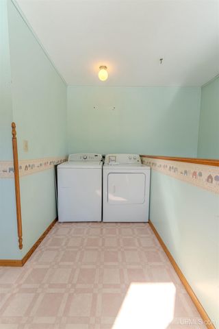 7005 Mm.5 Lane, Garden, MI 49835