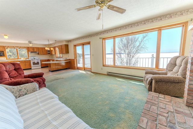 7005 Mm.5 Lane, Garden, MI 49835