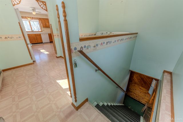 7005 Mm.5 Lane, Garden, MI 49835