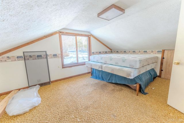 7005 Mm.5 Lane, Garden, MI 49835