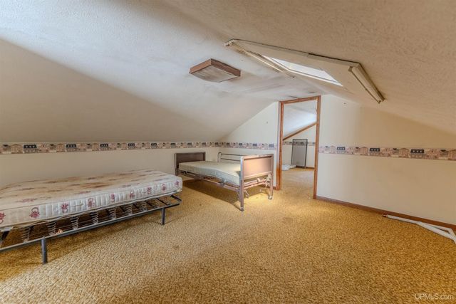 7005 Mm.5 Lane, Garden, MI 49835