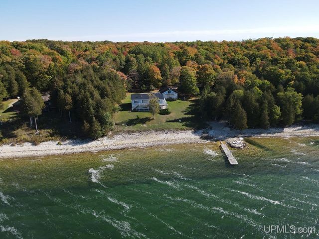 7005 Mm.5 Lane, Garden, MI 49835