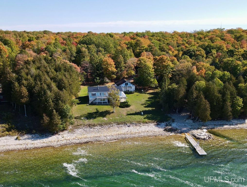 7005 Mm.5 Lane, Garden, MI 49835