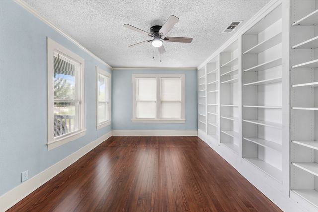 1506 Walnut Street, Greenville, TX 75401