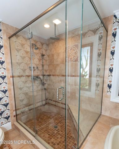 12 Bay Street, Highlands, NJ 07732